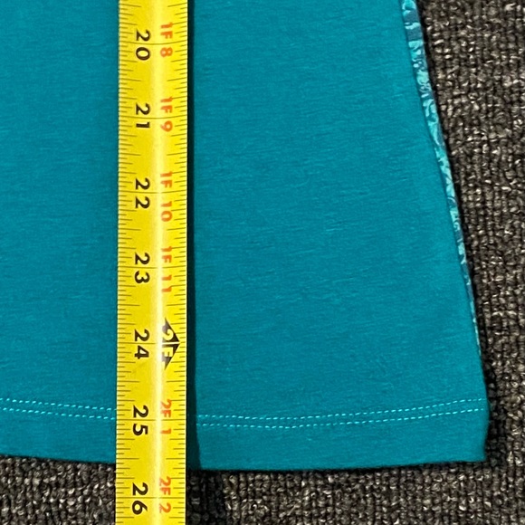 Women’s KUHL Long Sleeve V-Neck Shirt Size Small - Picture 7 of 9